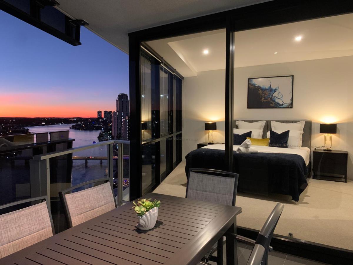 Circle On Cavill Free Parking Apartment *