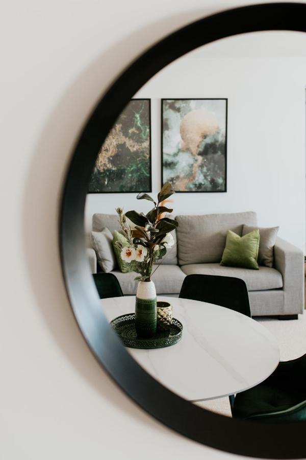 Circle On Cavill Free Parking Apartment *