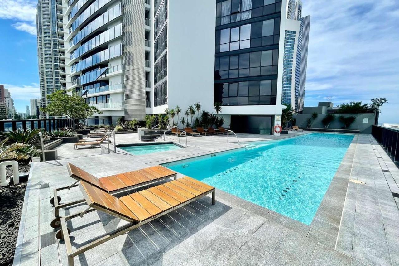Circle On Cavill Free Parking Apartment Gold Coast